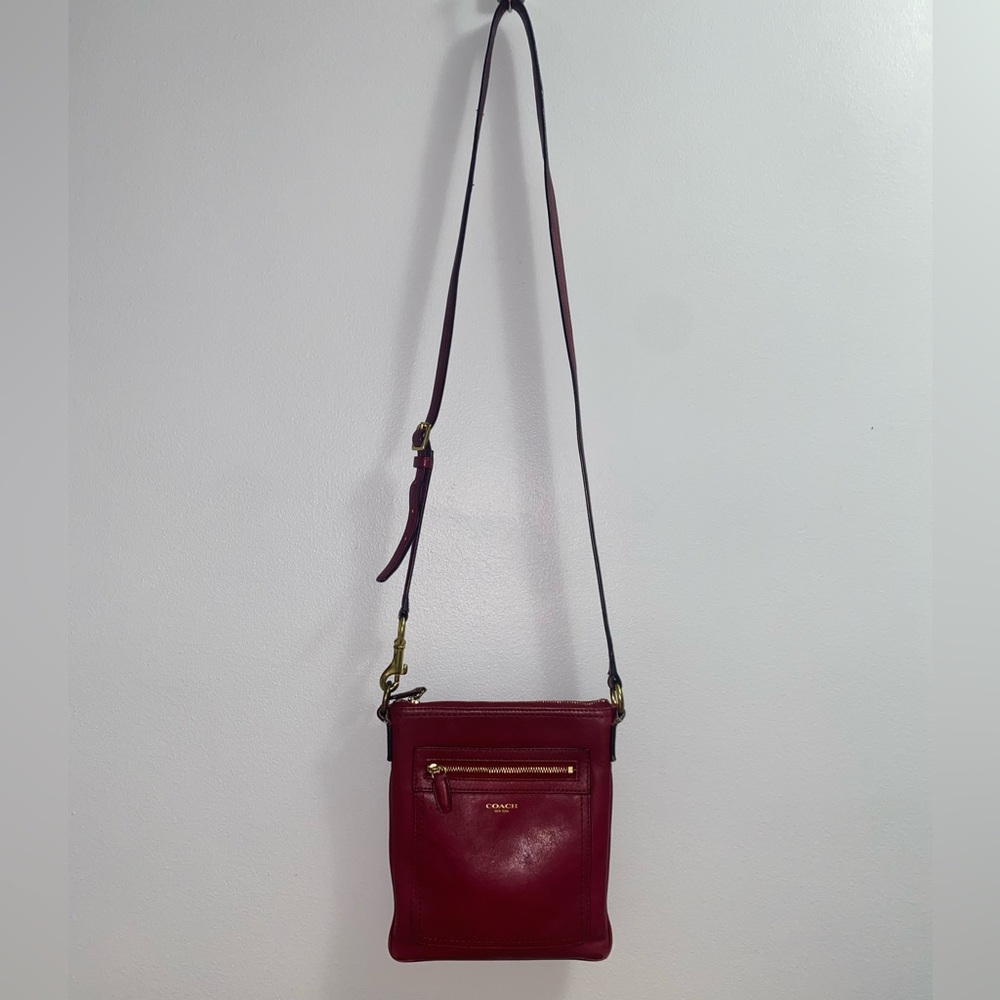 Coach Crossbody in Raspberry Leather - Picture 7 of 10